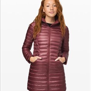 NWT pack it down jacket size 4